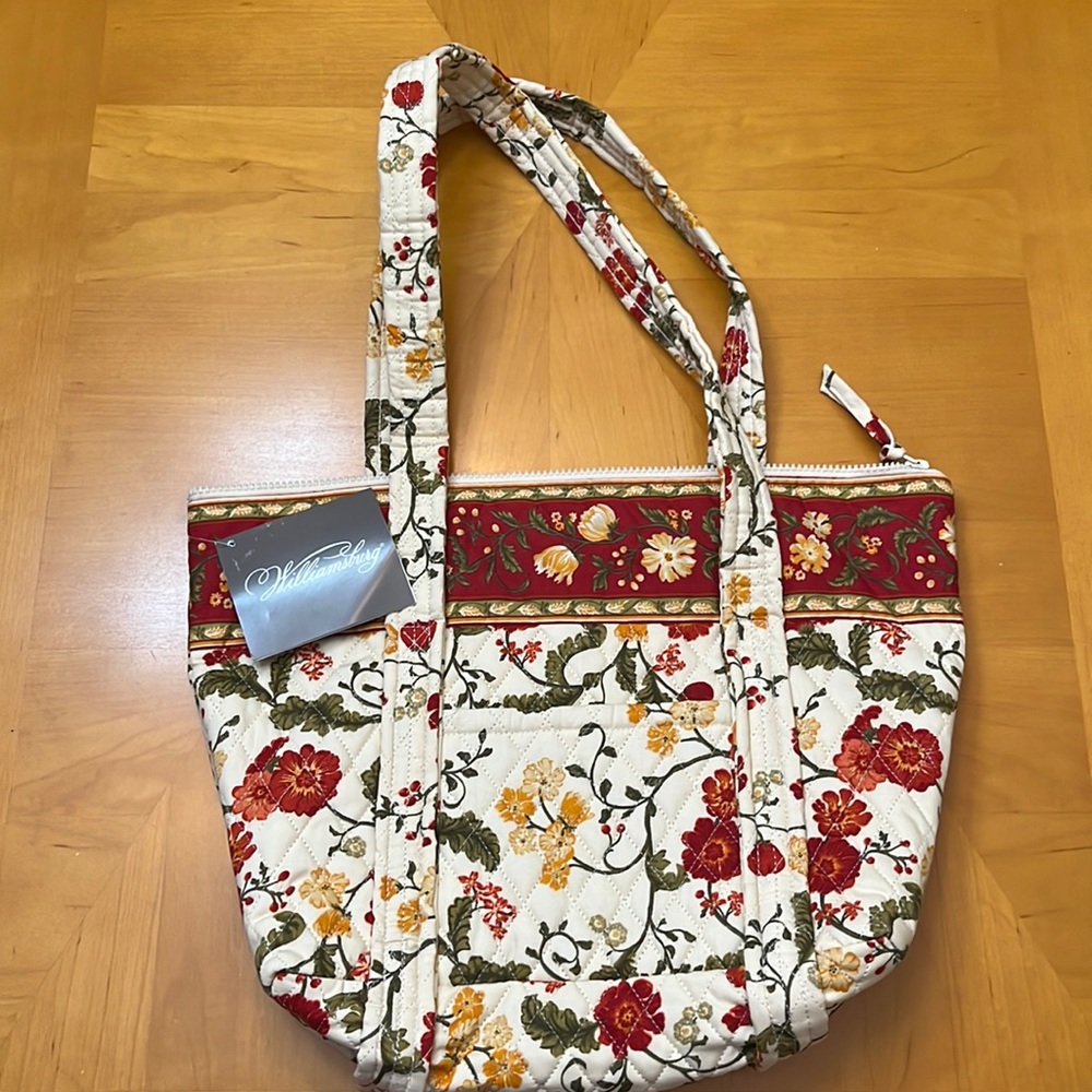 QK Tote Carlisle - Williamsburg Foundation